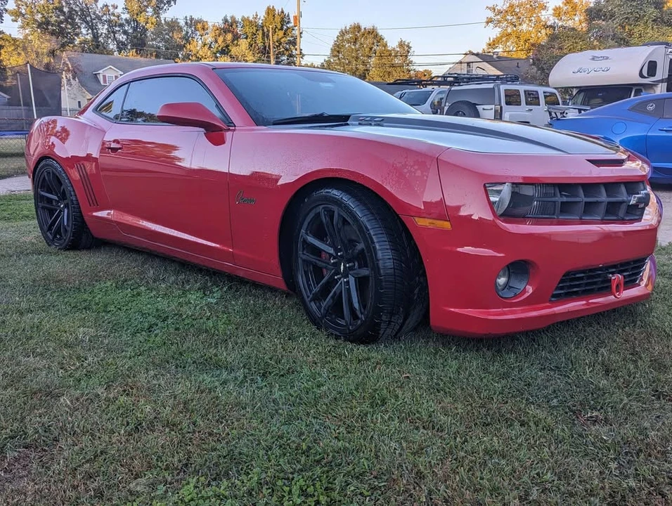2010 Chevrolet Camaro SS 5th Gen - Image 2 of 10