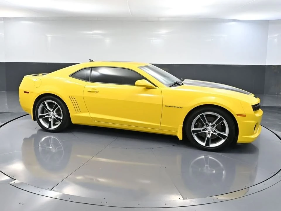 2010 Chevrolet Camaro SS 5th Gen - Image 3 of 17