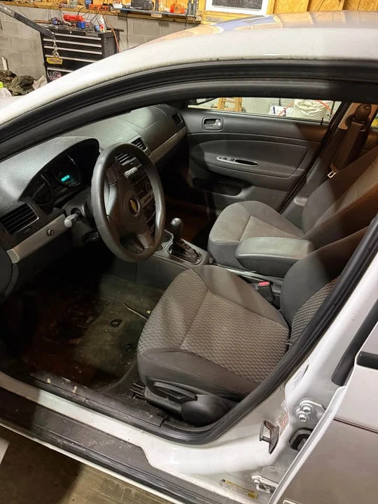 2010 Chevrolet Cobalt 1st Gen - Image 3 of 5
