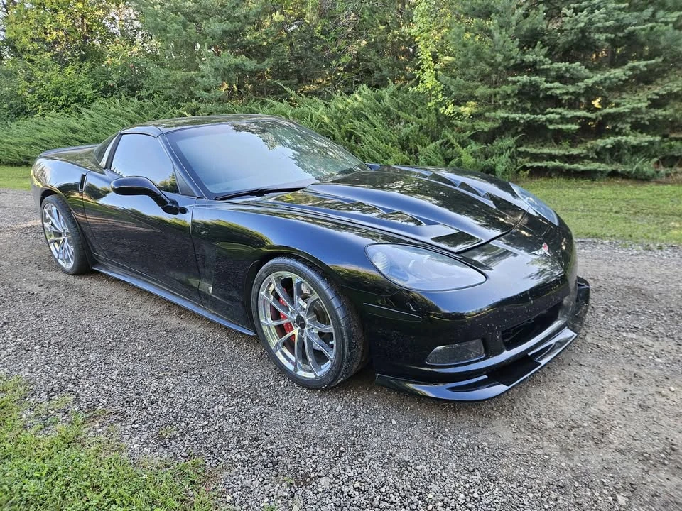 2010 Chevrolet Corvette C6 - Image 8 of 10