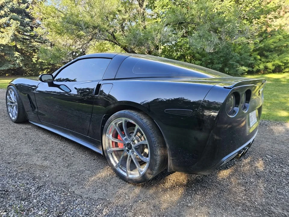 2010 Chevrolet Corvette C6 - Image 2 of 10