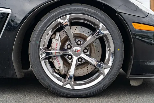 2010 Chevrolet Corvette C6 - Image 3 of 10