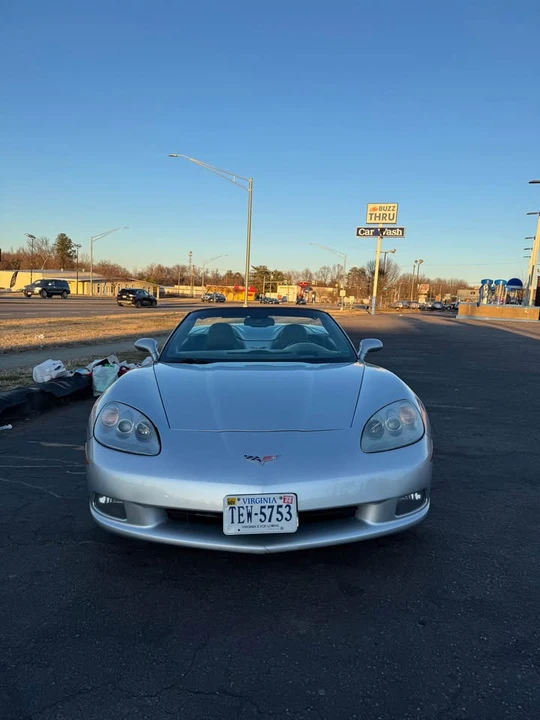 2010 Chevrolet Corvette C6 - Image 2 of 18