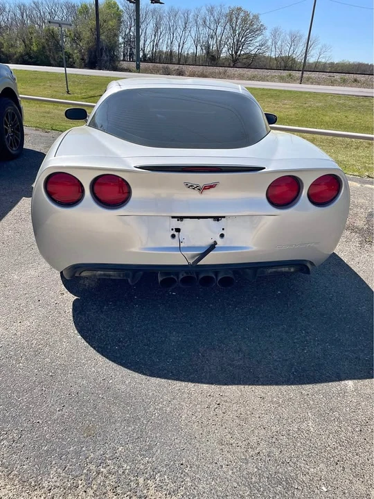 2010 Chevrolet Corvette C6 - Image 1 of 3