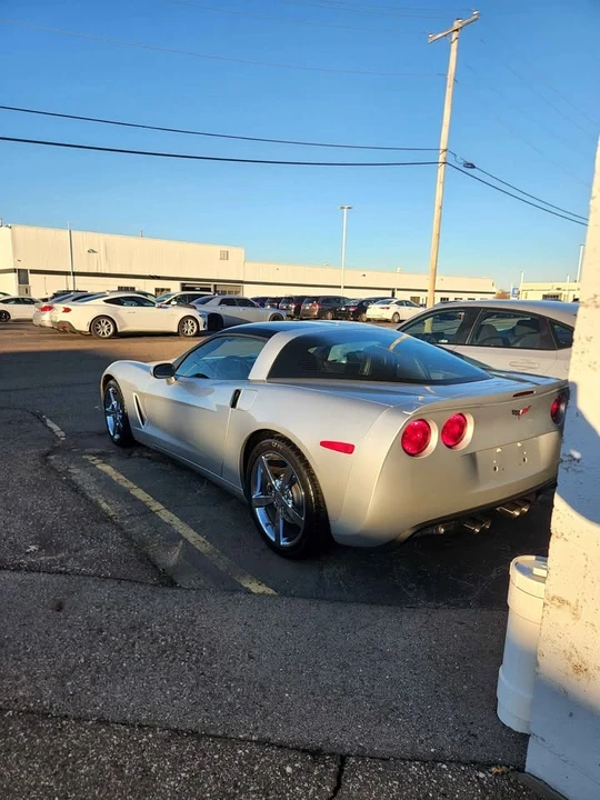 2010 Chevrolet Corvette C6 - Image 4 of 10