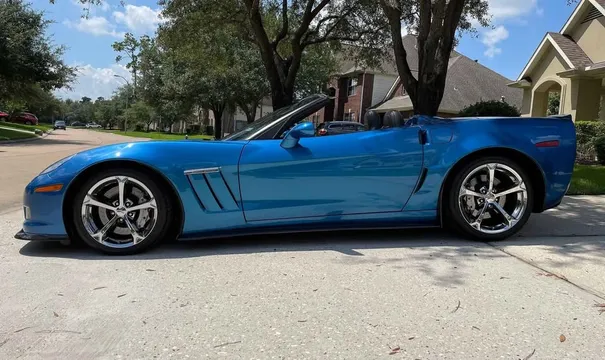 2010 Chevrolet Corvette C6 - Image 2 of 9