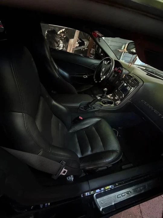 2010 Chevrolet Corvette C6 - Image 14 of 20