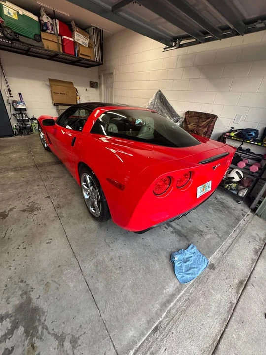 2010 Chevrolet Corvette C6 - Image 10 of 19
