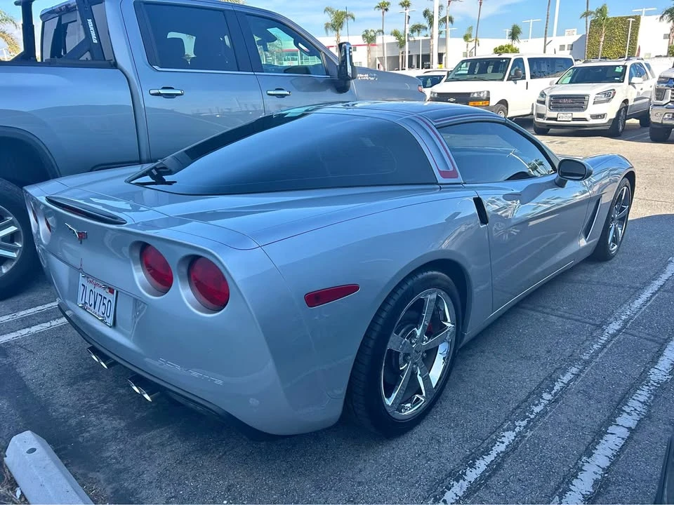 2010 Chevrolet Corvette C6 - Image 1 of 2