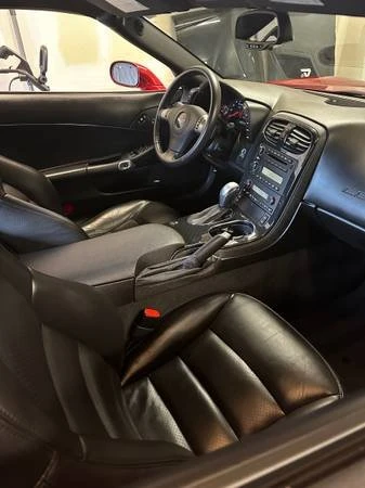 2010 Chevrolet Corvette C6 - Image 6 of 15