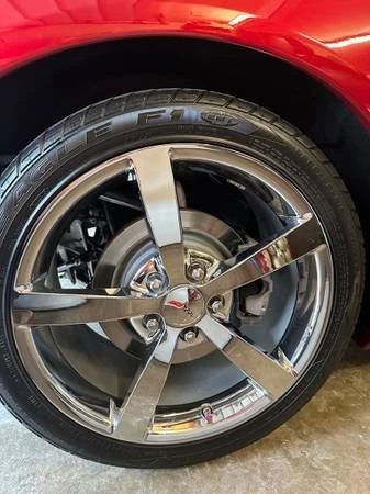 2010 Chevrolet Corvette C6 - Image 2 of 15
