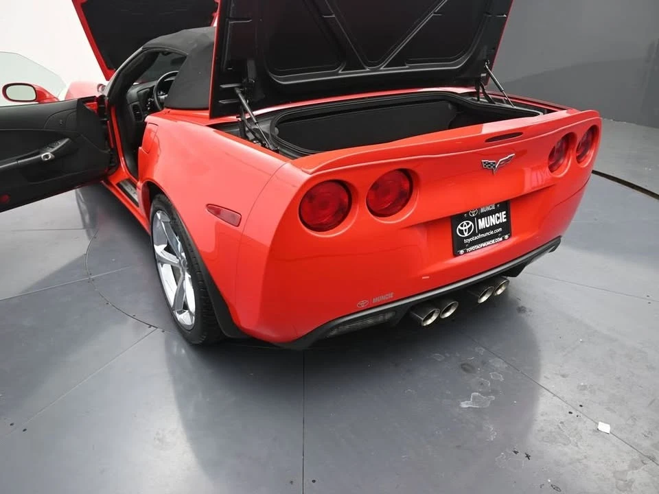 2010 Chevrolet Corvette C6 - Image 13 of 19