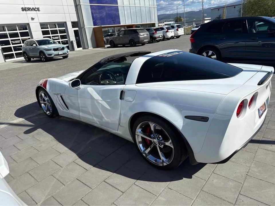 2010 Chevrolet Corvette C6 - Image 5 of 10