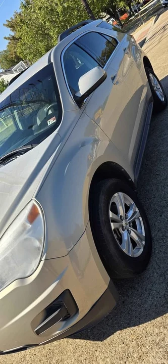 2010 Chevrolet Equinox - Image 12 of 13