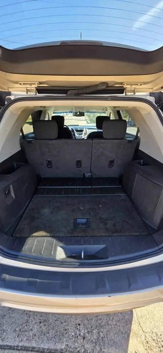 2010 Chevrolet Equinox - Image 2 of 13