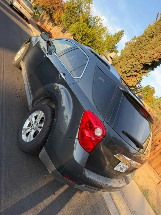 2010 Chevrolet Equinox - Image 3 of 7