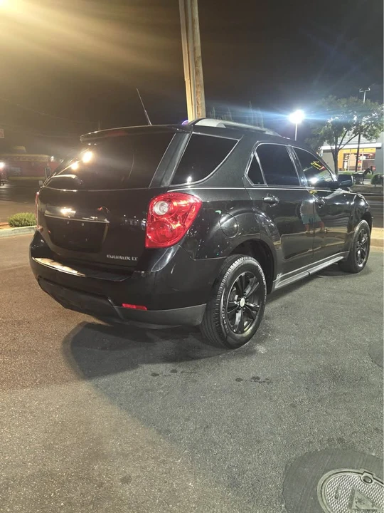 2010 Chevrolet Equinox - Image 4 of 15