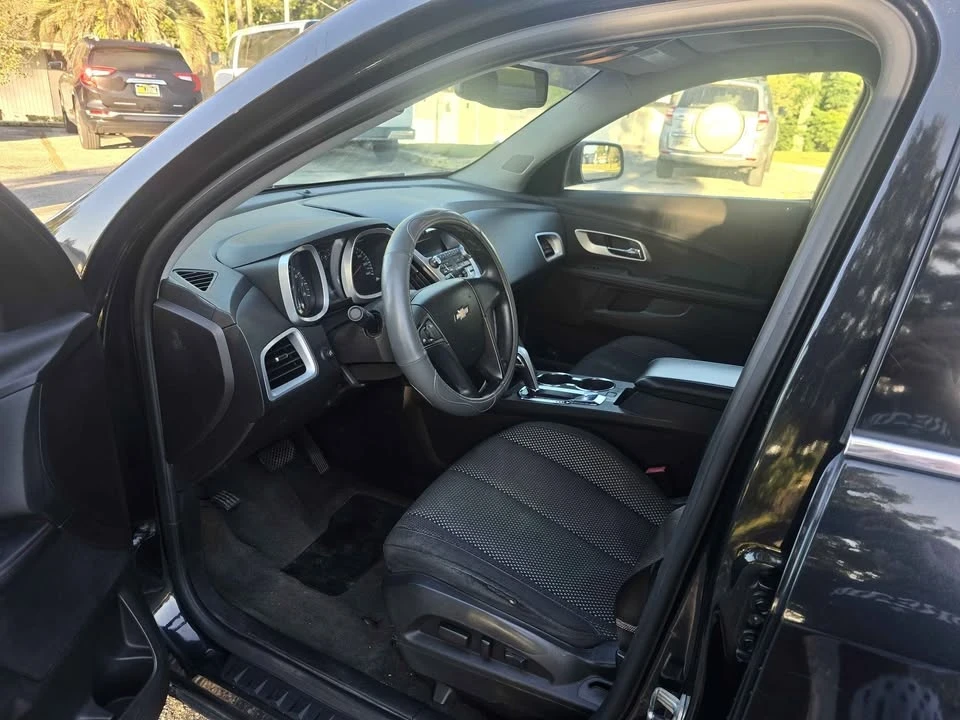 2010 Chevrolet Equinox - Image 6 of 8