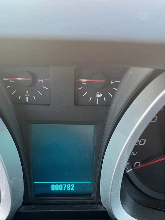 2010 Chevrolet Equinox - Image 6 of 6