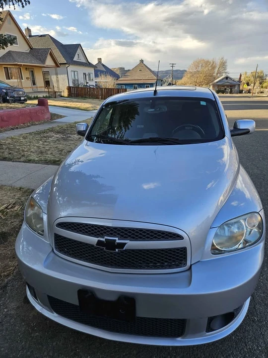 2010 Chevrolet HHR - Image 2 of 10
