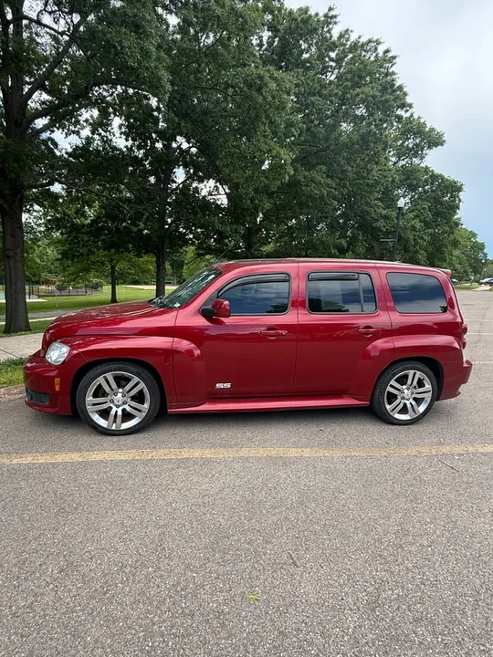 2010 Chevrolet HHR - Image 2 of 16