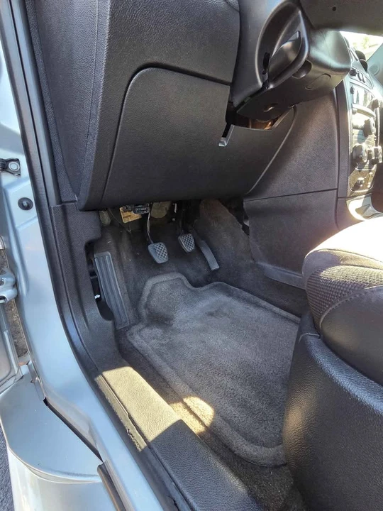 2010 Chevrolet HHR - Image 6 of 10