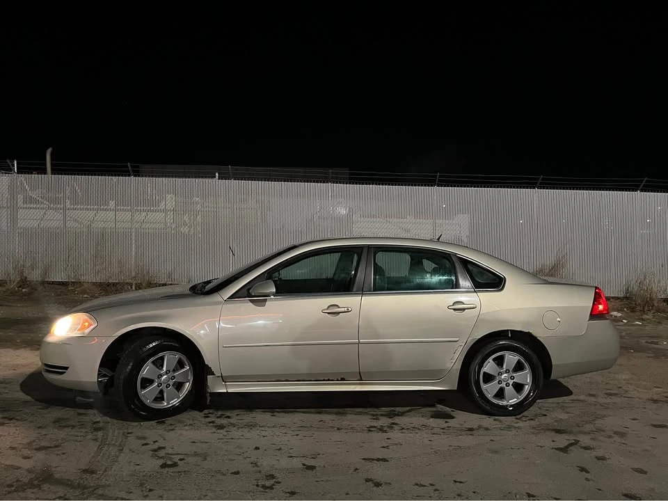 2010 Chevrolet Impala 8th Gen - Image 2 of 9