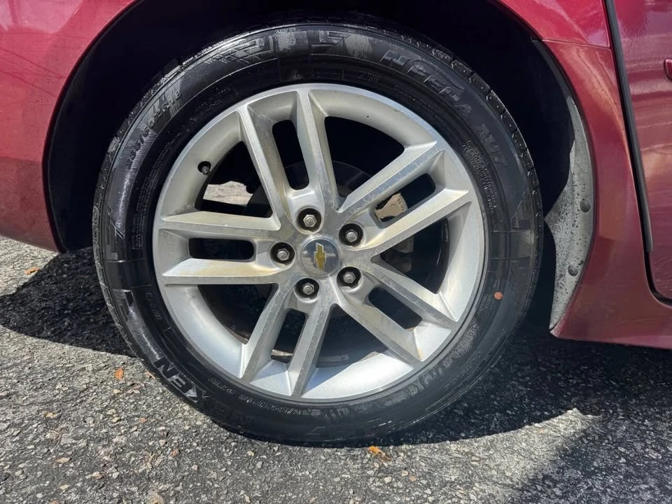 2010 Chevrolet Impala 9th Gen - Image 11 of 20