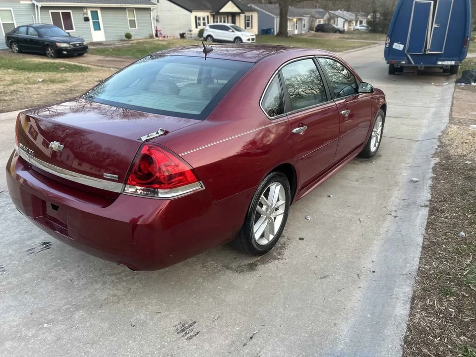 2010 Chevrolet Impala 9th Gen - Image 5 of 11