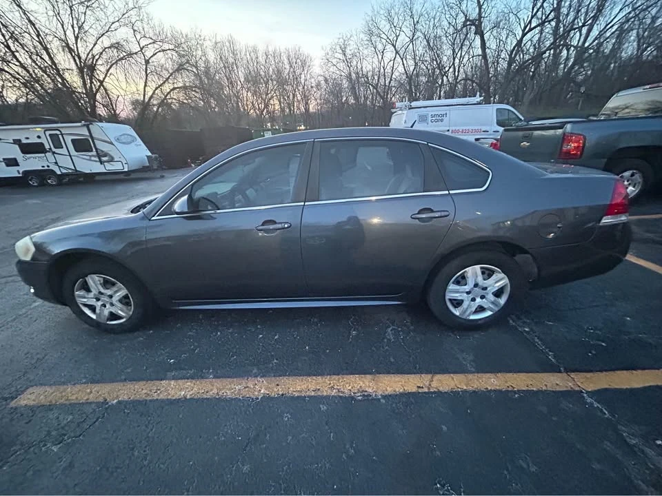 2010 Chevrolet Impala 9th Gen - Image 2 of 7