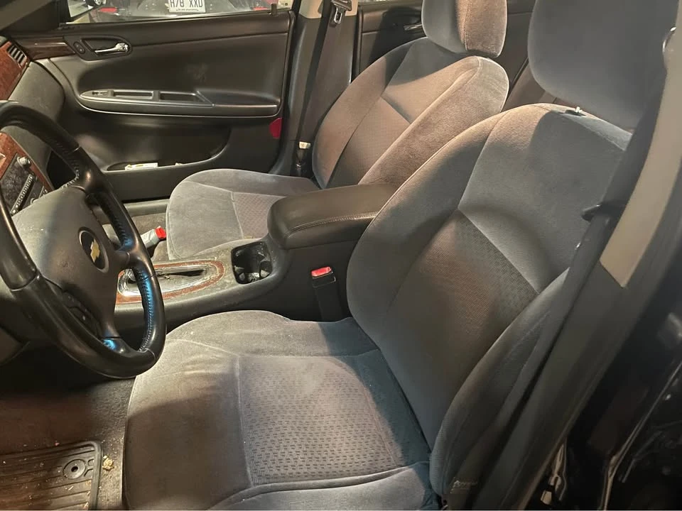 2010 Chevrolet Impala 10th Gen - Image 6 of 8