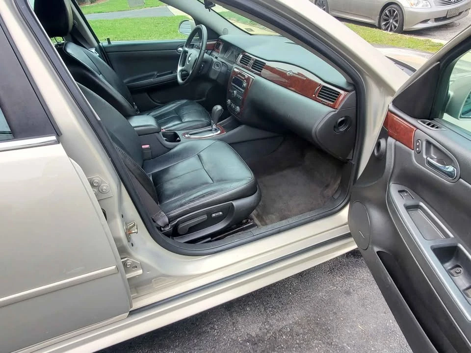 2010 Chevrolet Impala 9th Gen - Image 6 of 7