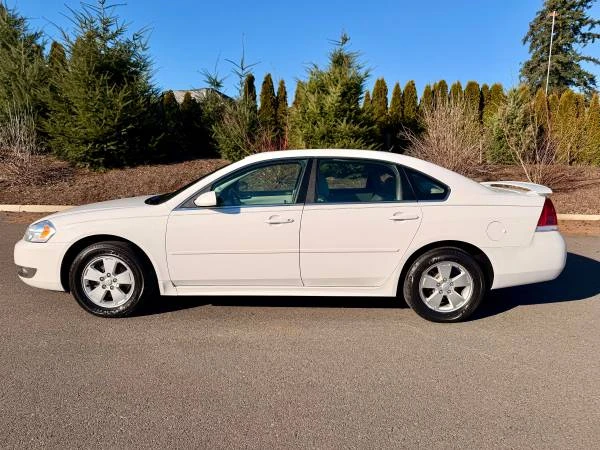 2010 Chevrolet Impala 9th Gen - Image 8 of 20