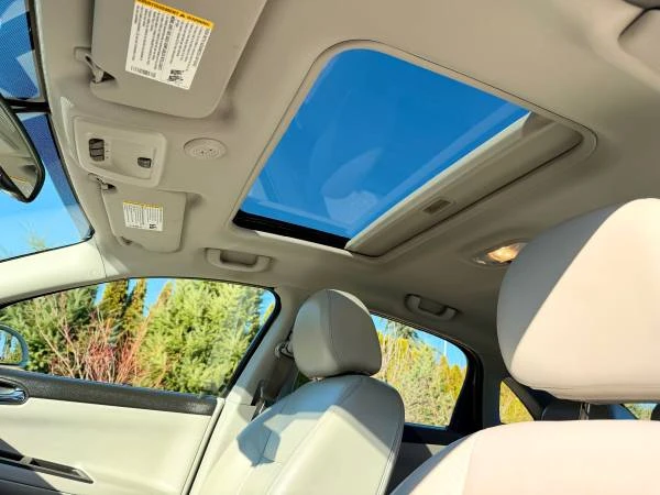2010 Chevrolet Impala 9th Gen - Image 12 of 20