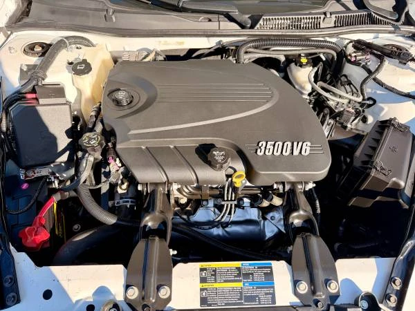 2010 Chevrolet Impala 9th Gen - Image 16 of 20