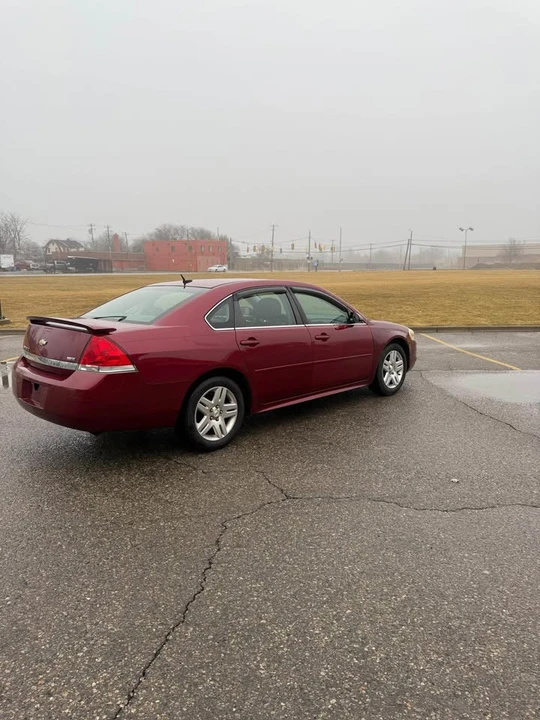 2010 Chevrolet Impala 9th Gen - Image 5 of 15