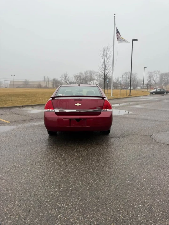 2010 Chevrolet Impala 9th Gen - Image 8 of 15
