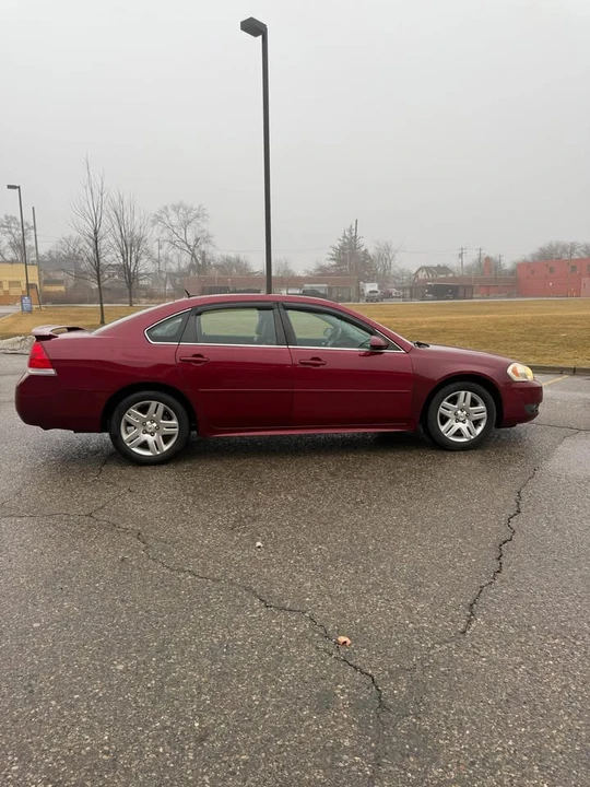 2010 Chevrolet Impala 9th Gen - Image 6 of 15