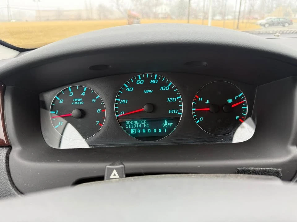 2010 Chevrolet Impala 9th Gen - Image 13 of 15