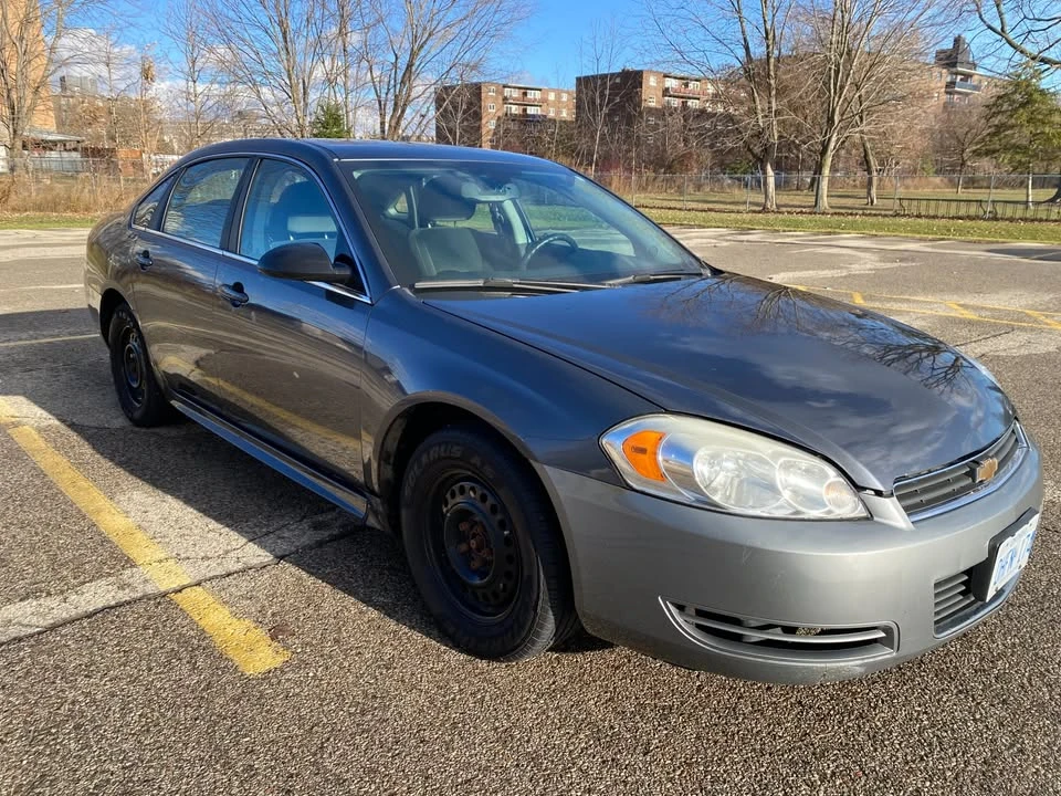 2010 Chevrolet Impala 9th Gen - Image 2 of 14