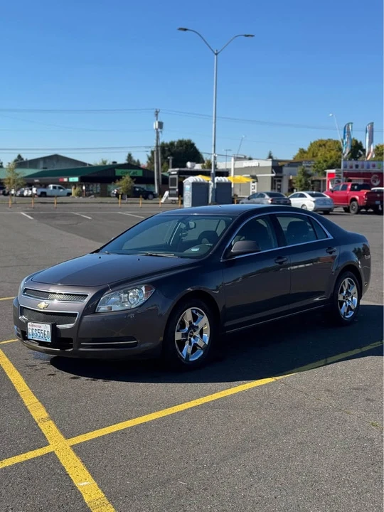 2010 Chevrolet Malibu - Image 9 of 20