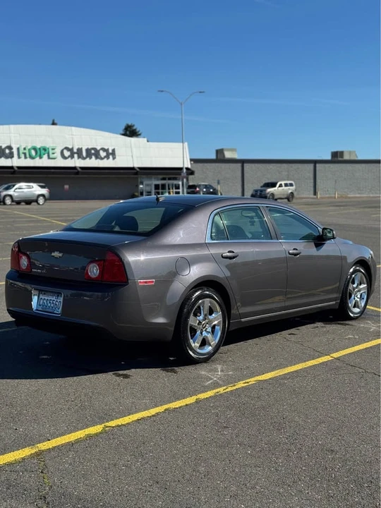 2010 Chevrolet Malibu - Image 5 of 20