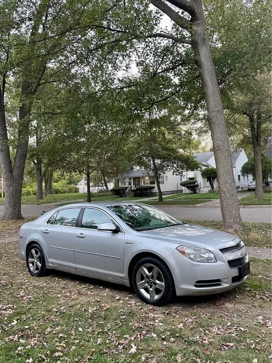 2010 Chevrolet Malibu - Image 5 of 8