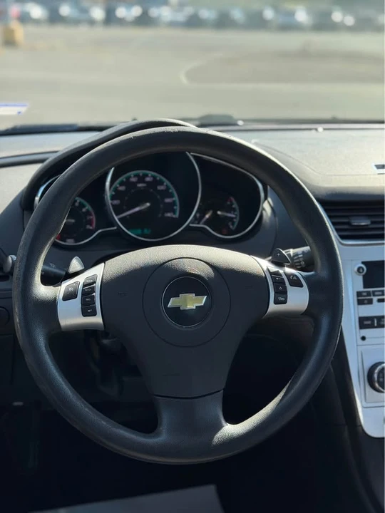2010 Chevrolet Malibu - Image 10 of 20