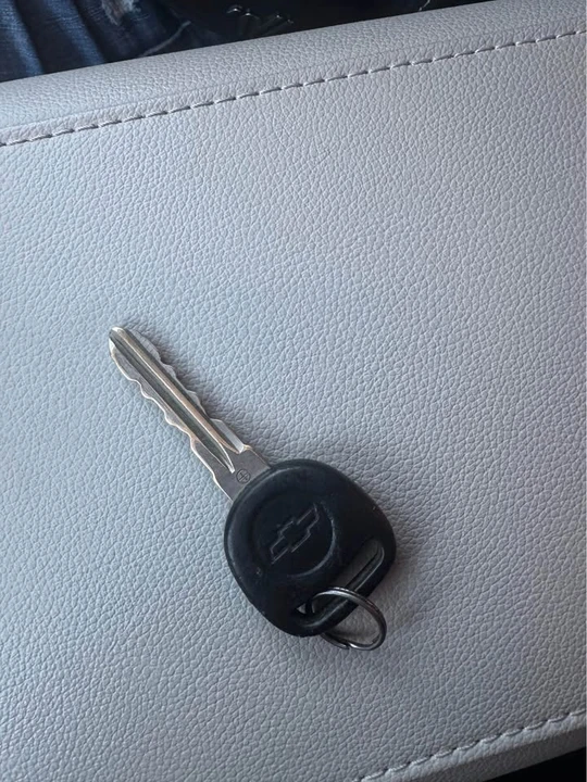 2010 Chevrolet Malibu - Image 16 of 16