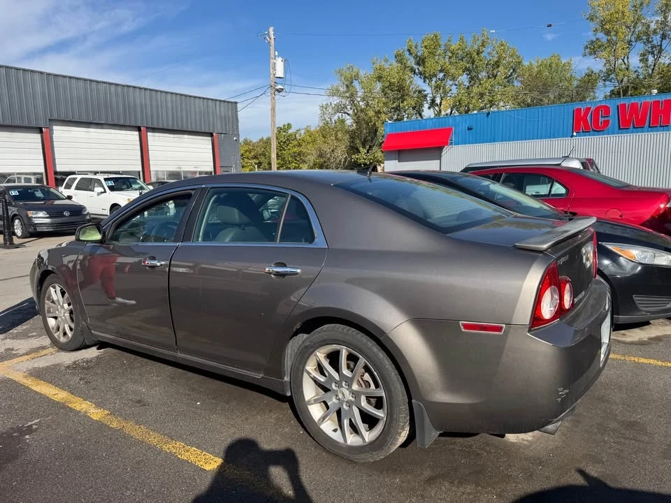 2010 Chevrolet Malibu - Image 3 of 7