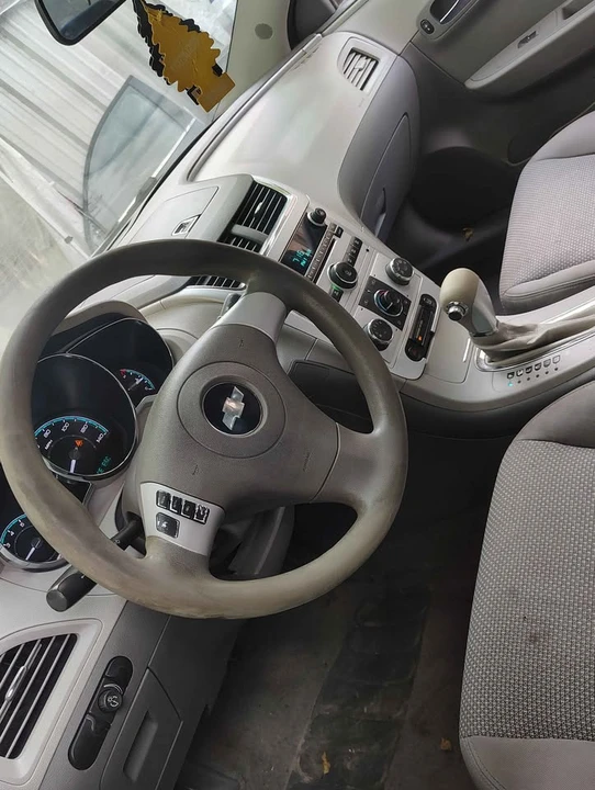 2010 Chevrolet Malibu - Image 2 of 10
