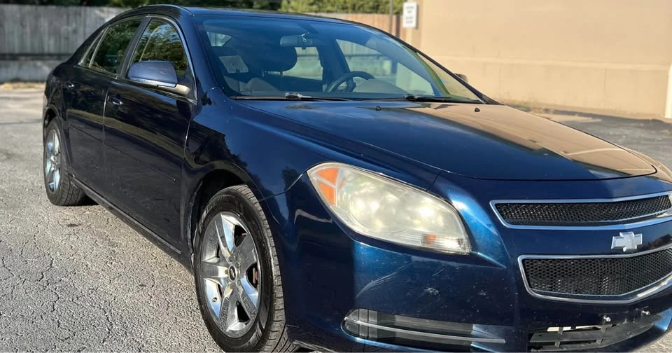 2010 Chevrolet Malibu - Image 4 of 13