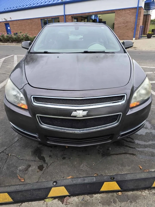 2010 Chevrolet Malibu - Image 3 of 10