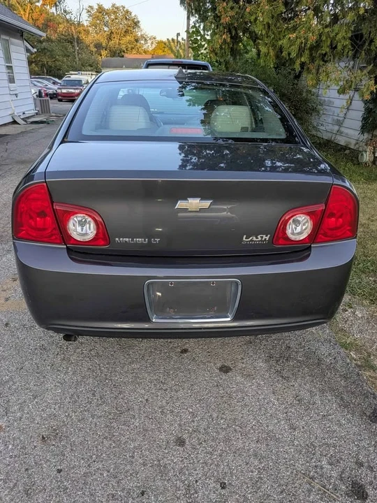 2010 Chevrolet Malibu - Image 9 of 9